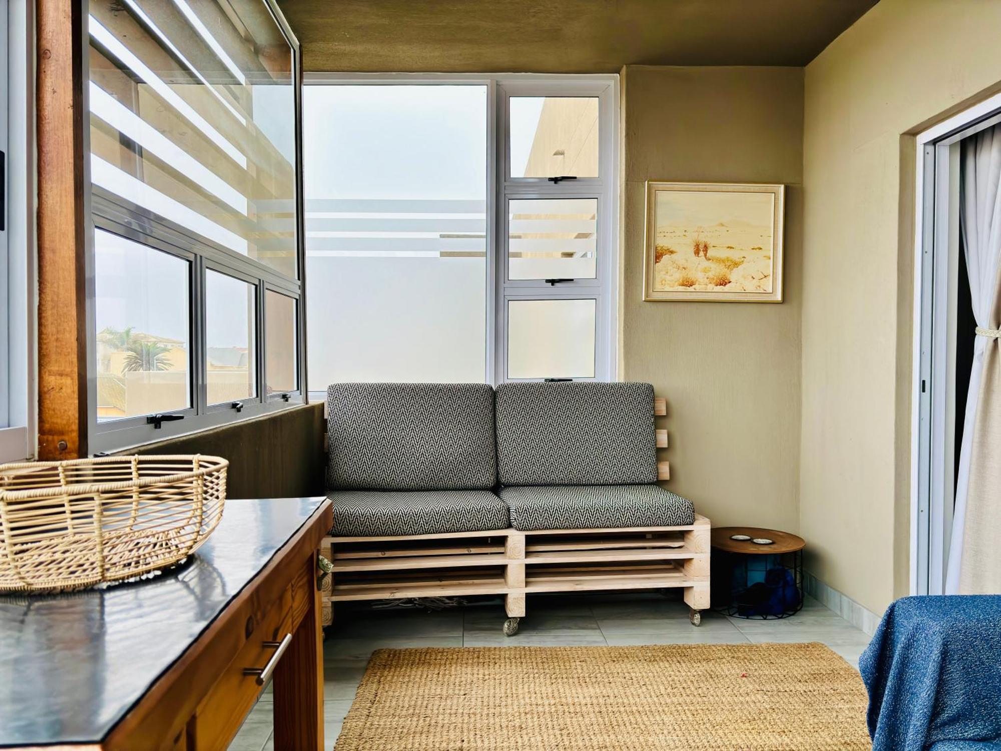 Bright & Stylish Self Catering Swakopmund Cbd Apartment Exterior foto
